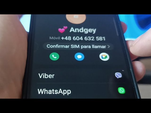 como poder poner emoticonos en los contactos