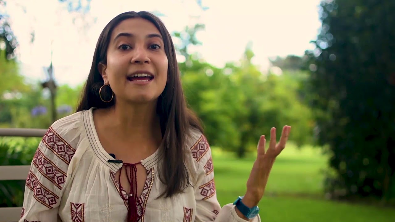 como tratar a un anciano con demencia